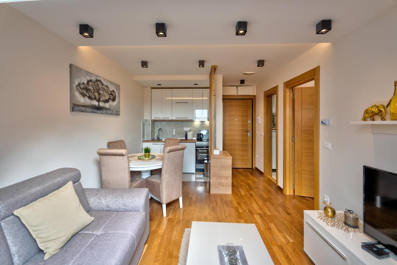 Apartment M61 Lux&spa,vila Elsa 2 *
